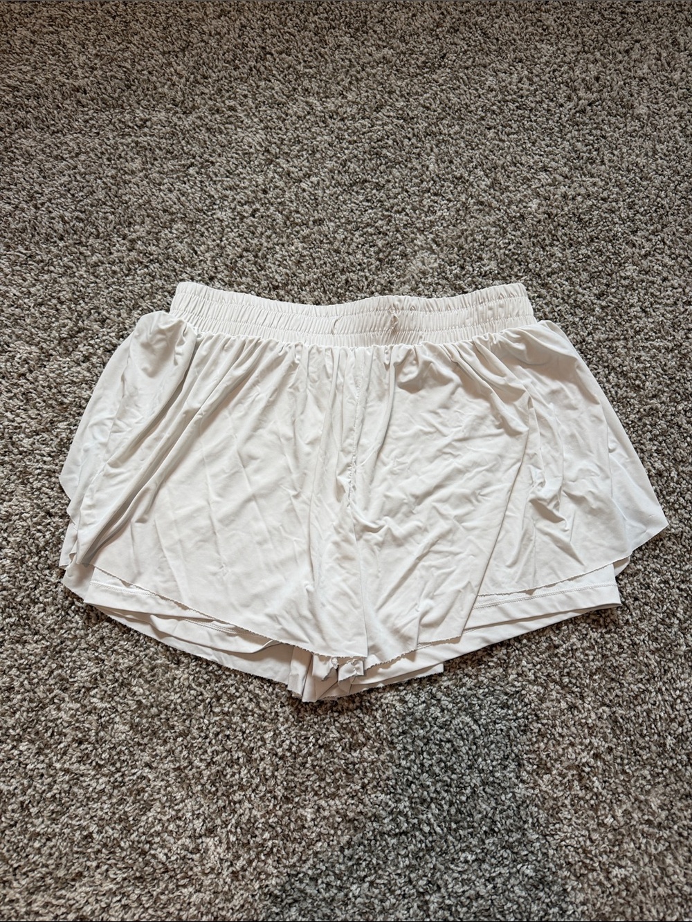 🌿 Women’s Cream Athletic Shorts with Elastic Waist